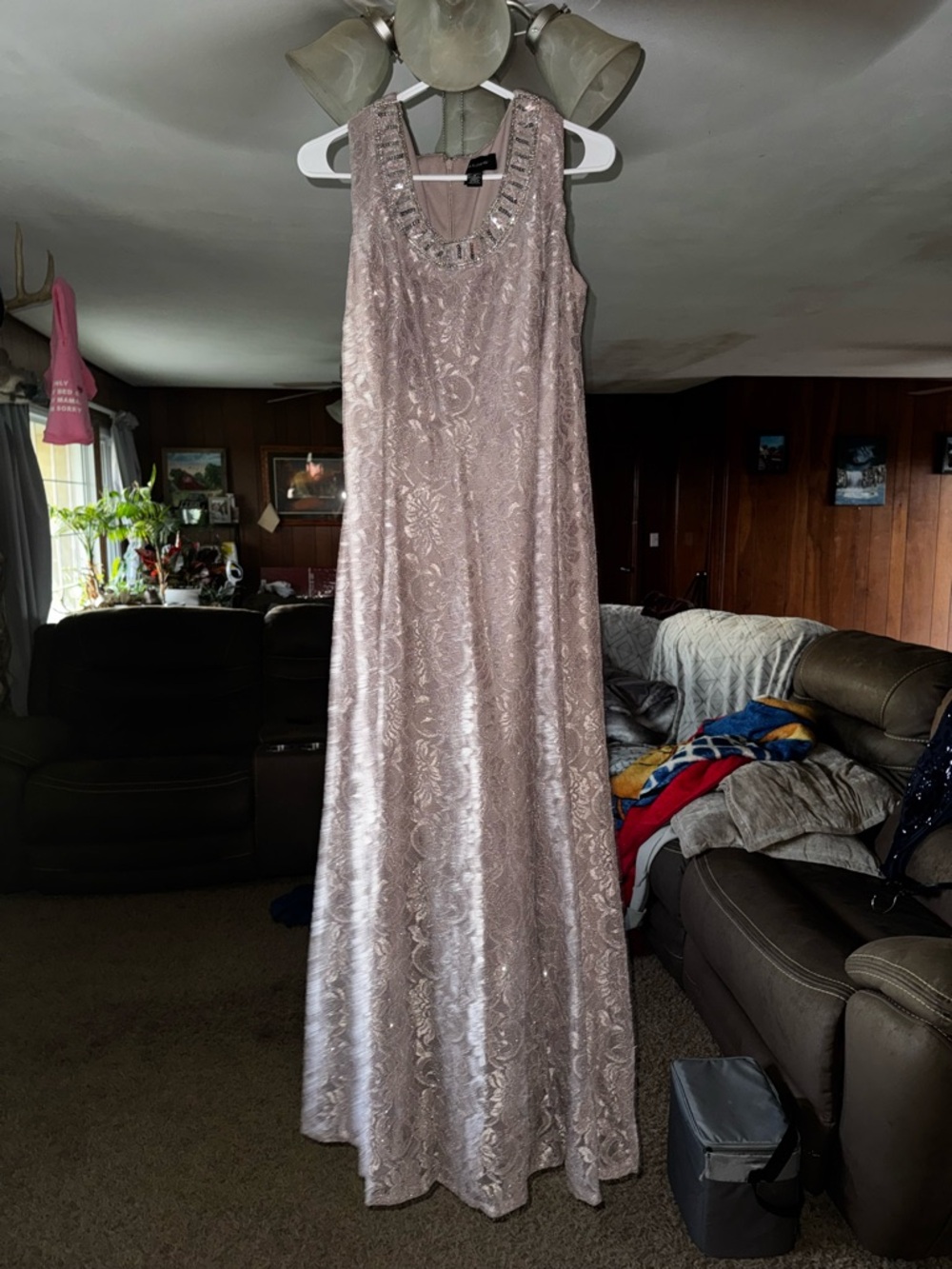R&M Richards blush Lace Evening Gown for mother of bride or groom w Sheer Jacket - Picture 2 of 7